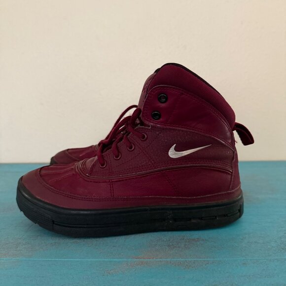 Nike ACG Woodside 2 Maroon Waterproof Duck Boots 52872-602 Youth 4Y - Picture 4 of 9
